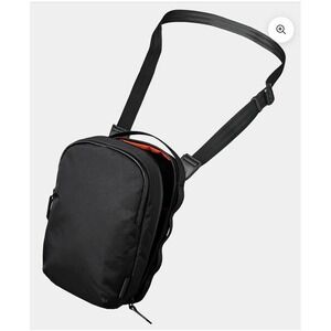 ALPAKA NEW Metro Sling Max Bag 3L Black Nylon‎ Water-Resistant Crossbody Travel